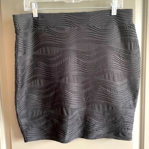 Cute Jennifer Lopez black mini skirt